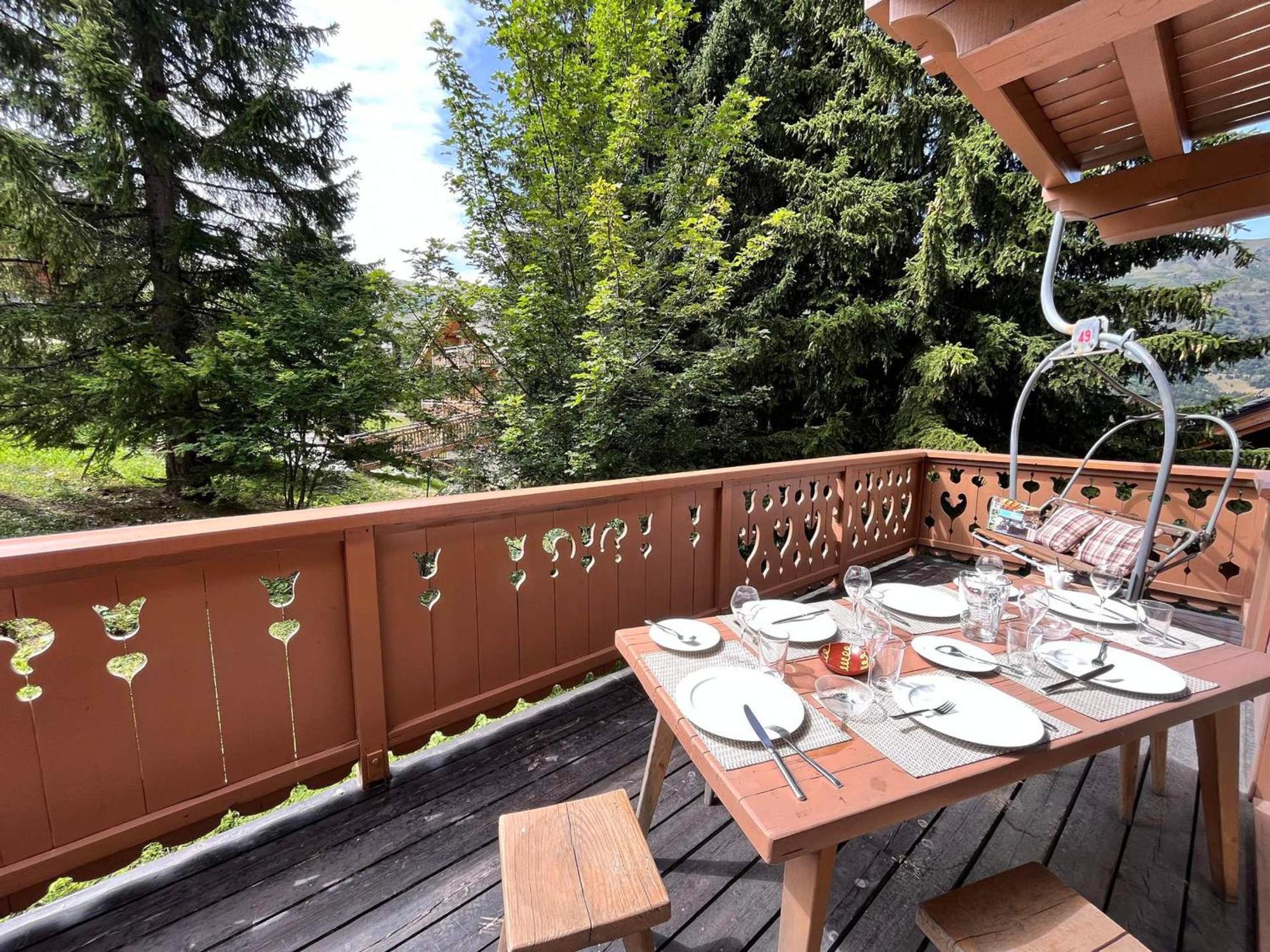 Chalet Chaleureux A Meribel : Cheminee, Jacuzzi, Proche Commerces, 4 Chambres En Suite - Fr-1-688-18 Exterior photo